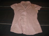 camisa rosa stradivarius- talla L